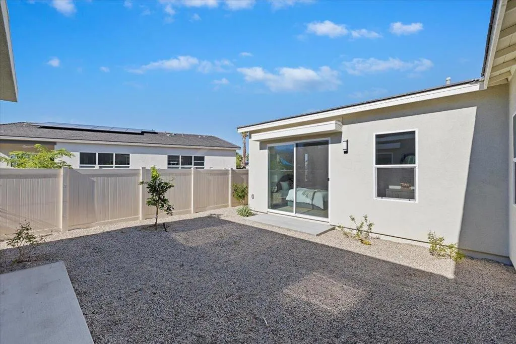 69631 Camino Mirasol, Cathedral City, California 92234 home-pic-48